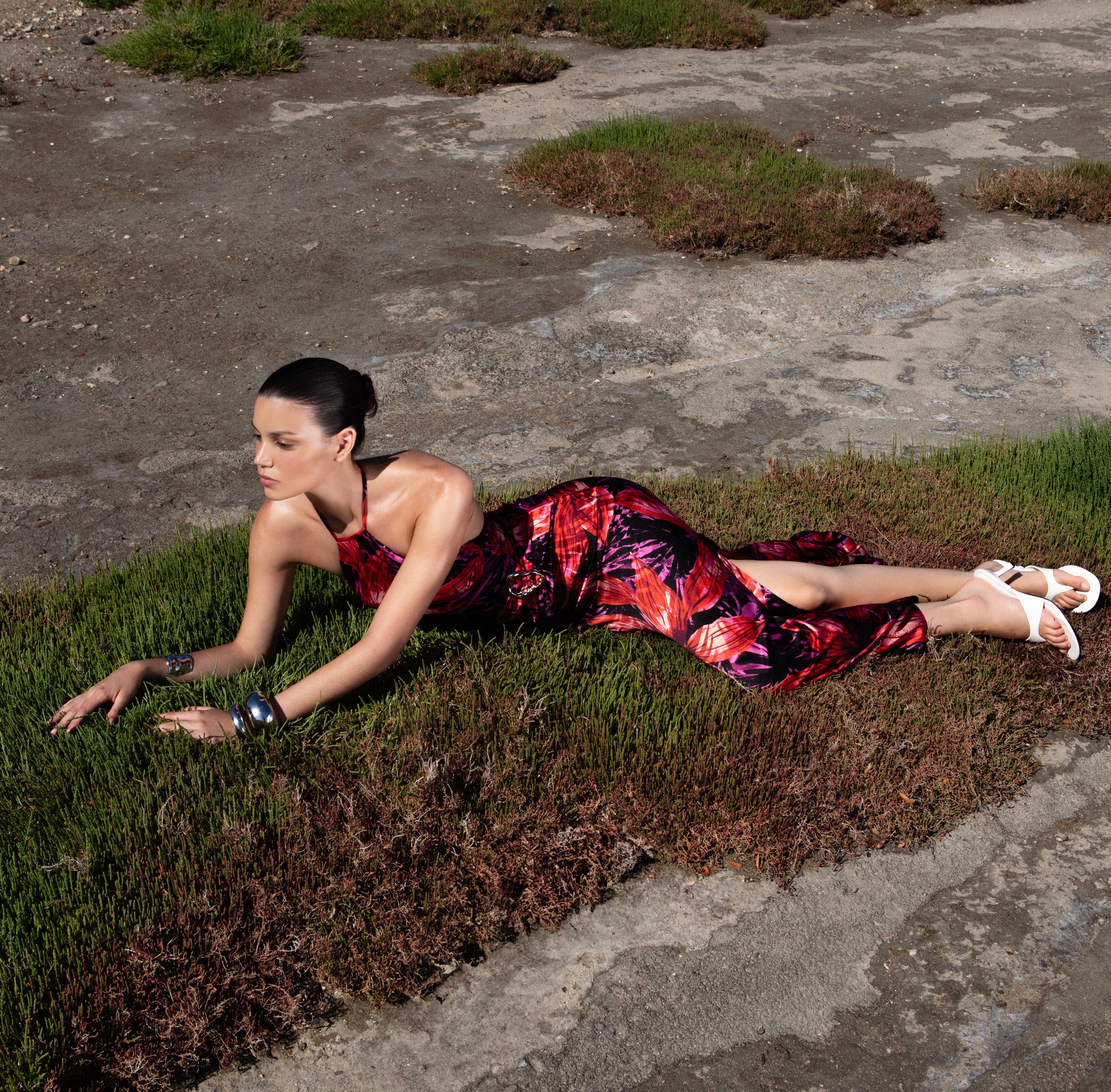 HANDMADE AND SUSTAINABLE PIECES